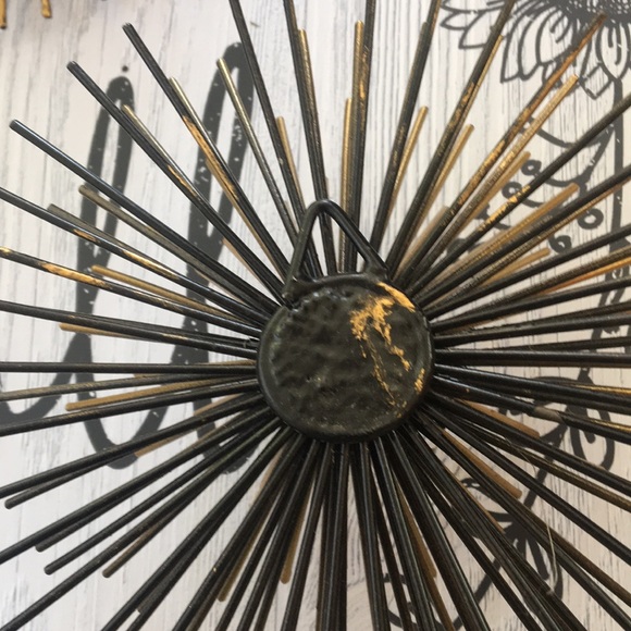 Set of 3 Photo Gallery Gold spike decor - Picture 2 of 5